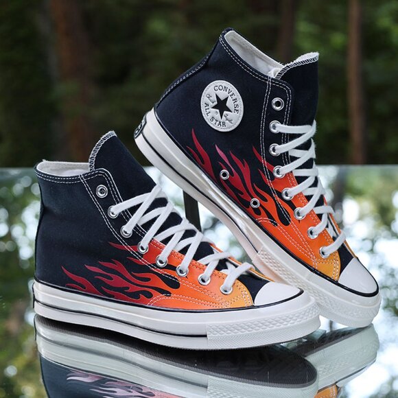 Converse Chuck Taylor 70 Hi Flames - Picture 1 of 13